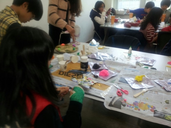 <span class='galleria_span'>수업사진</span><br />