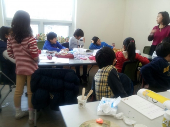 <span class='galleria_span'>수업사진</span><br />